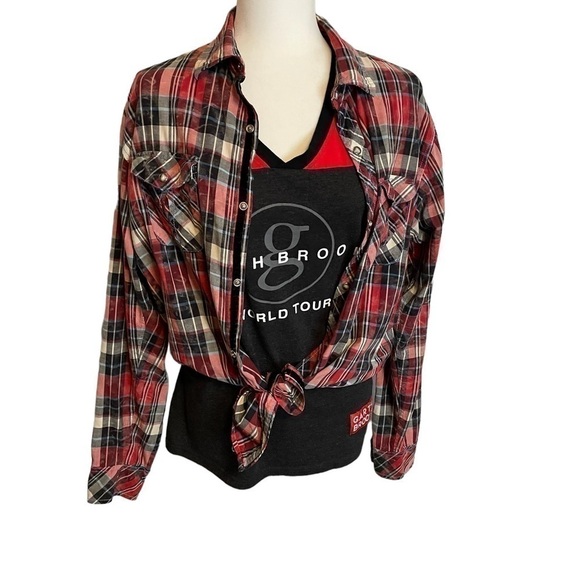 Garth Brooks World Tour  7 Jersey V-NECK
 Tee Size Large 2014-2017 - Picture 13 of 13